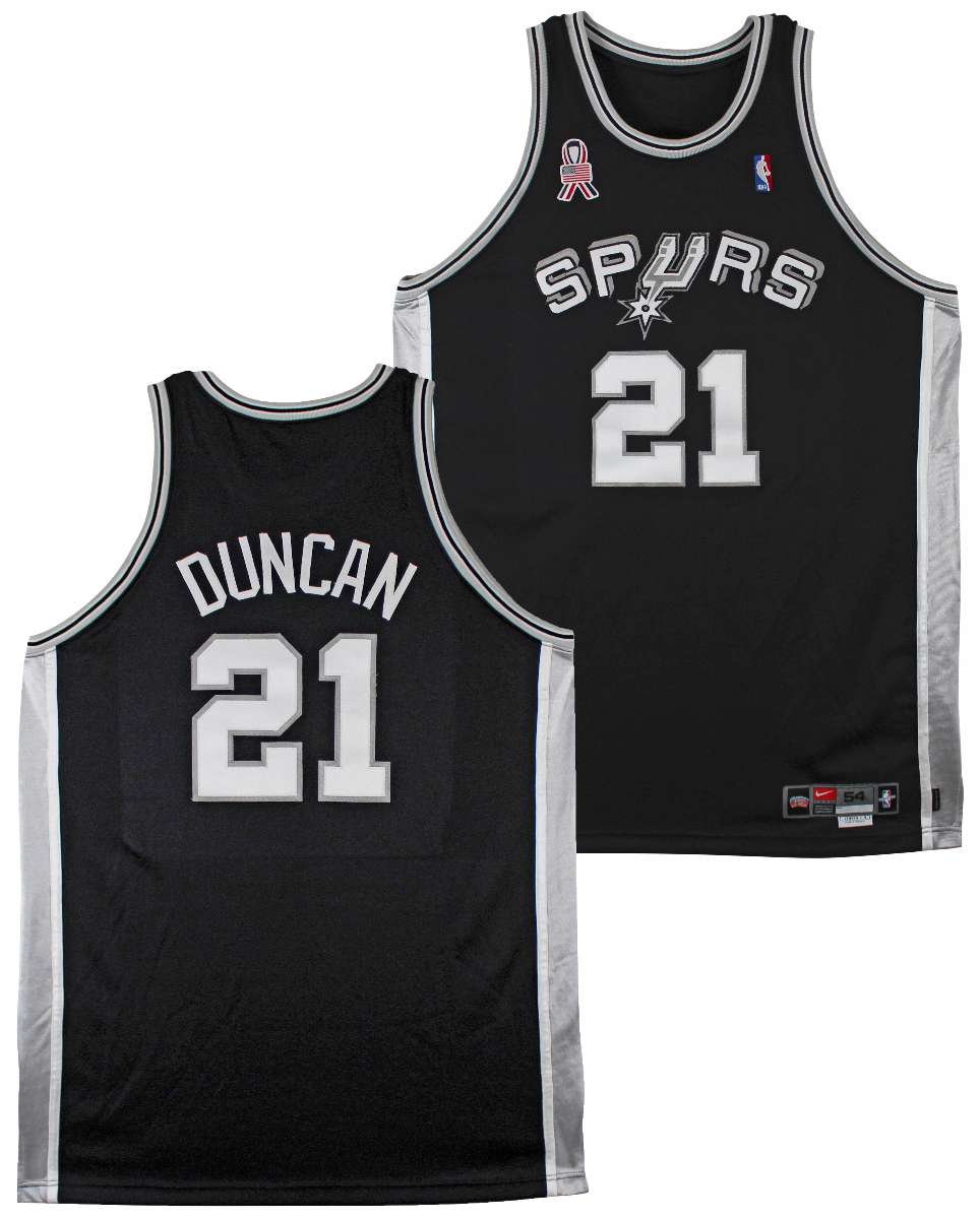 
Spurs Tim Duncan 2001-02 Game Worn Nike +4