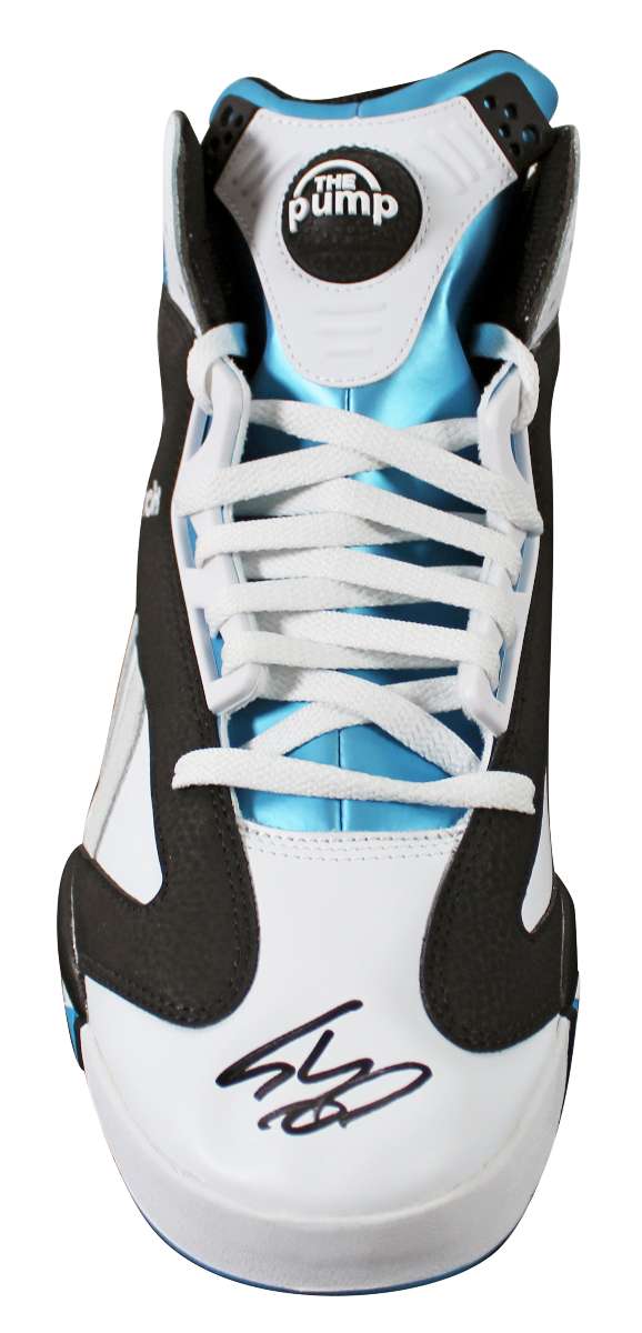 
Shaquille O'Neal Signed Right Reebok Shaq Attaq Retro 2022 Magic Shoe BAS Wit