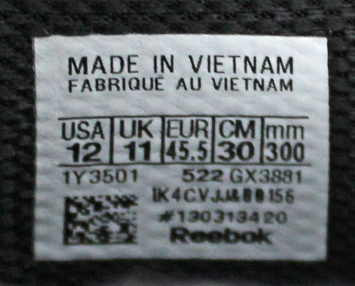 
Michigan Daxton Hill Authentic Signed Navy Blue Pro Style Jersey BAS Witnessed