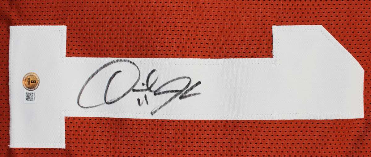 
Texas Derrick Johnson Signed Burnt Orange Pro Style Jersey BAS Witnessed