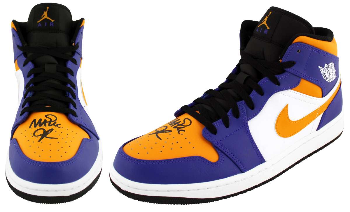 
Magic Johnson Authentic Signed Left Nike Air Jordan 1 2022 Lakers Shoe BAS Wit