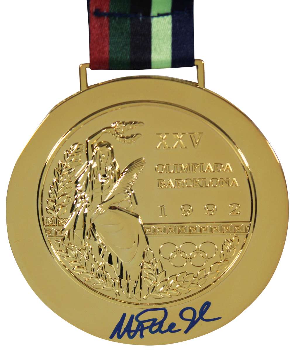 
Magic Johnson Signed 3.5 Inch 1992 Dream Team Replica Gold Medal BAS Witnessed