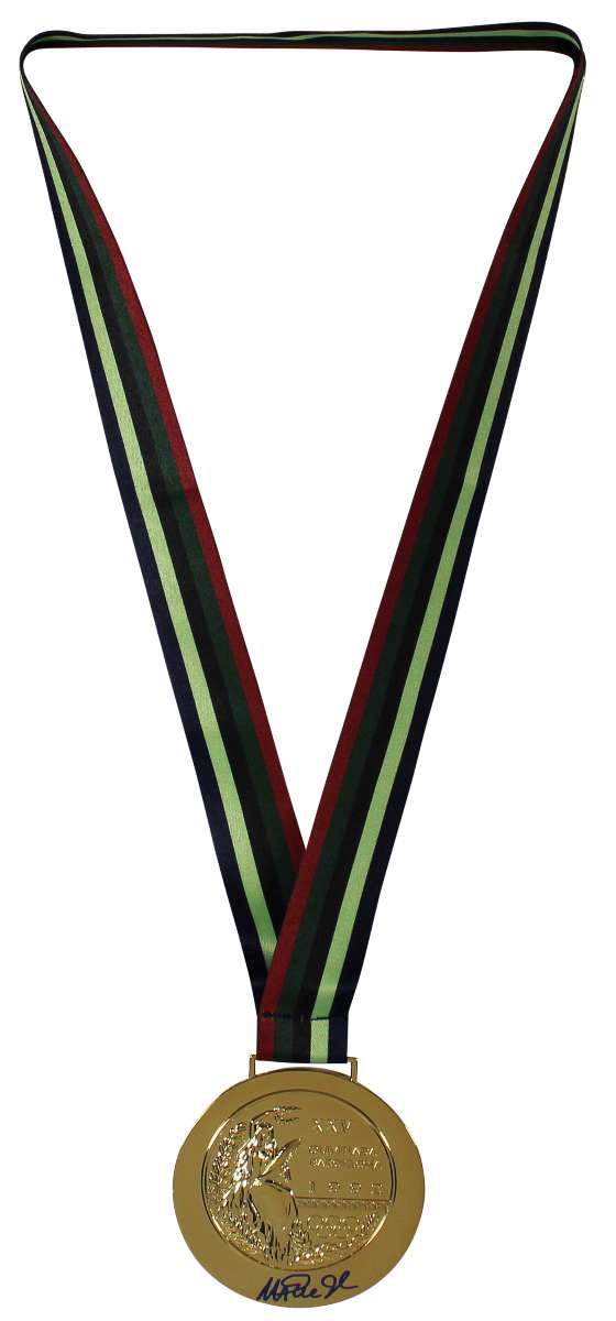 
Magic Johnson Signed 3.5 Inch 1992 Dream Team Replica Gold Medal BAS Witnessed