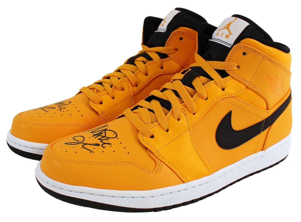 
Lakers Magic Johnson Authentic Signed Air Jordan 1 Mid Shoes w/ Box BAS Witness