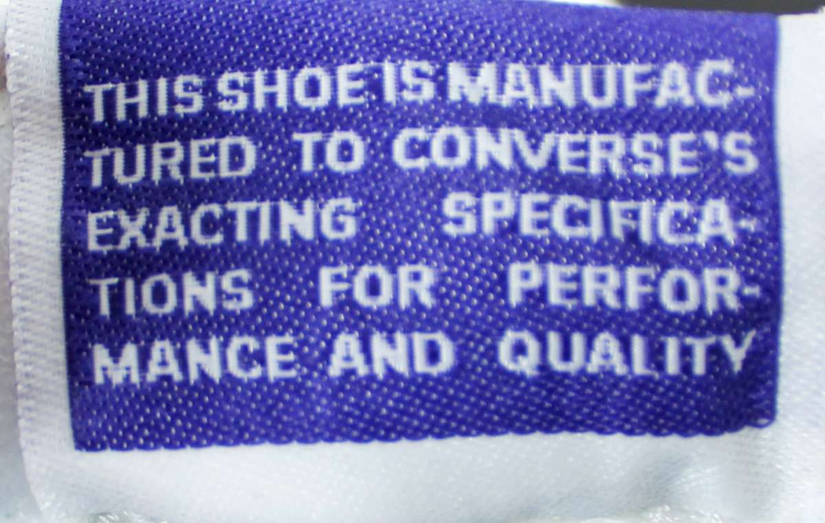 
Lakers Magic Johnson Signed Right Purple & White Converse Weapon Shoe BAS Wit 2