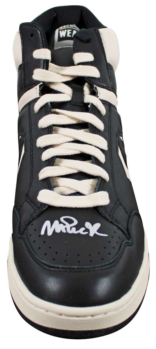
Lakers Magic Johnson Signed Left Black & White Converse Weapon Shoe BAS Wit 2