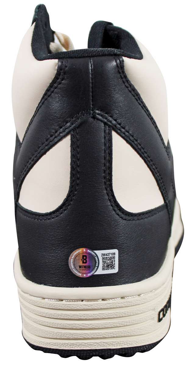 
Lakers Magic Johnson Signed Right Black & White Converse Weapon Shoe BAS Wit 2