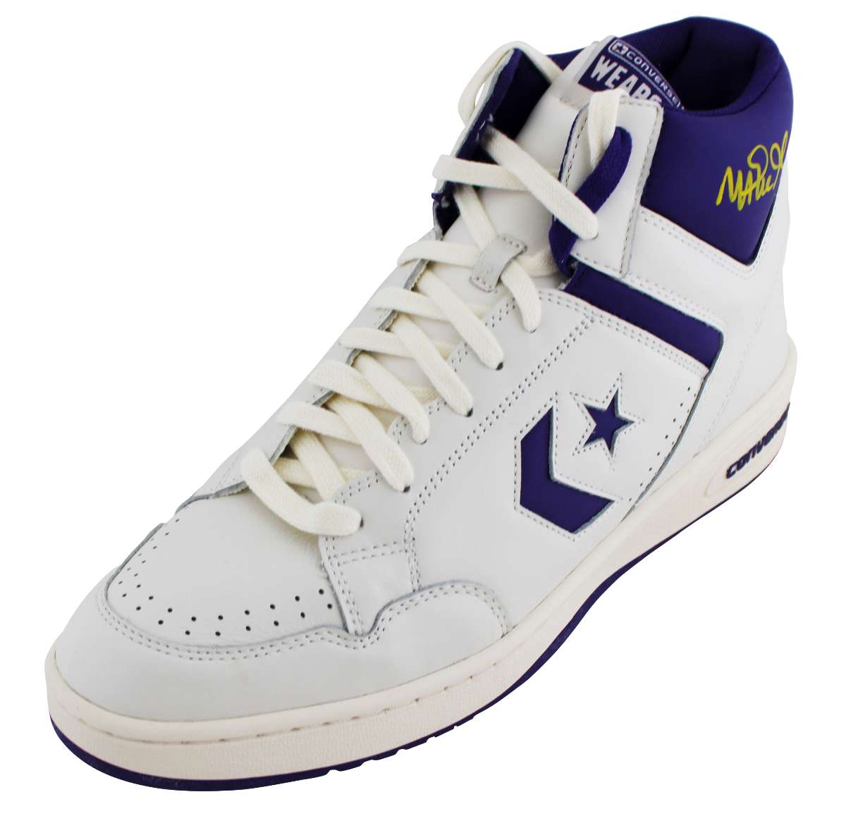
Lakers Magic Johnson Signed Left P&W Converse Weapon Shoe W/ Case BAS Witness 3